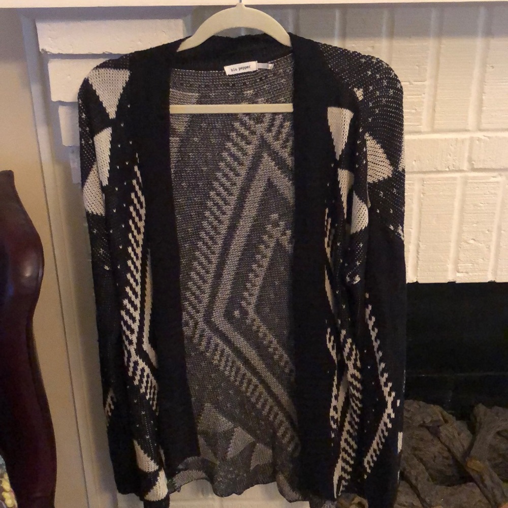Women’s Blu Pepper sweater